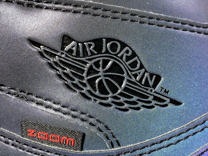 Air Jordan 1 Retro High Zoom Fearless BV0006-900